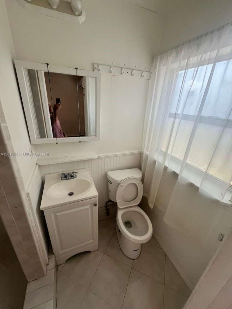 919 N 19th Ave , Unit 2, Hollywood, FL 33020 Photo