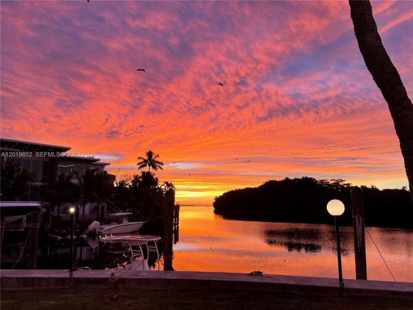 6901 Edgewater Dr, Unit 317, Coral Gables, FL 33133
