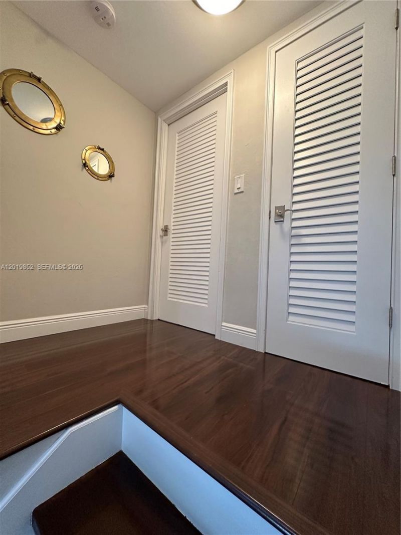 6901 Edgewater Dr, Unit 317, Coral Gables, FL 33133 Photo