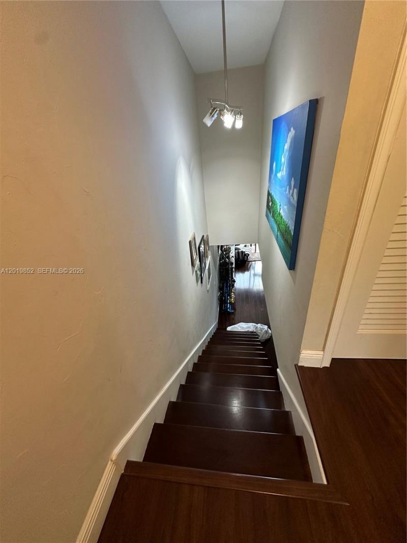 6901 Edgewater Dr, Unit 317, Coral Gables, FL 33133 Photo
