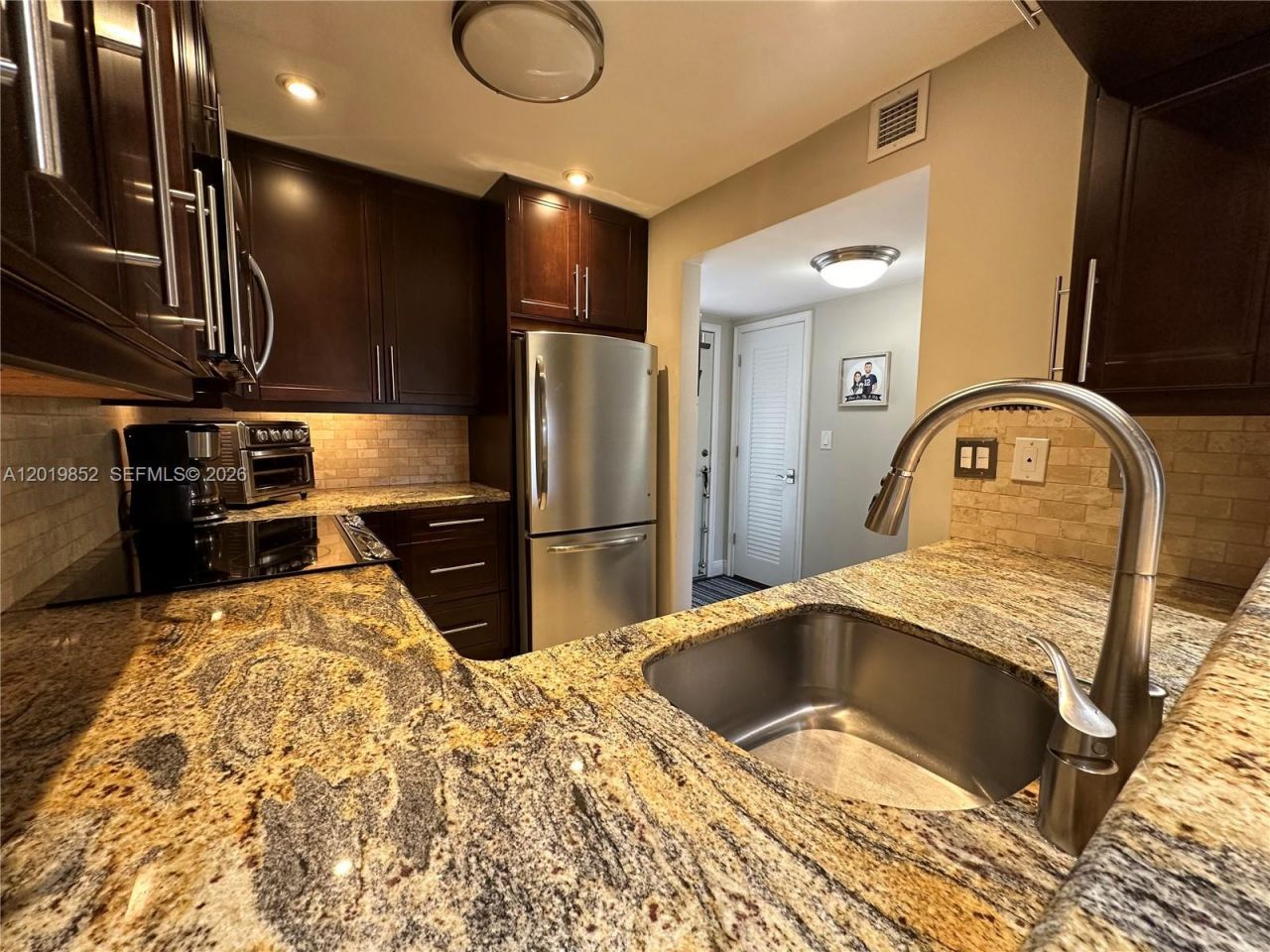 6901 Edgewater Dr, Unit 317, Coral Gables, FL 33133 Photo