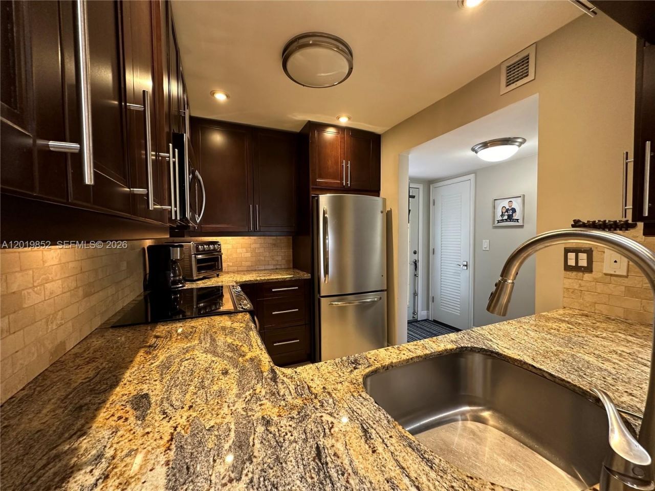 6901 Edgewater Dr, Unit 317, Coral Gables, FL 33133 Photo