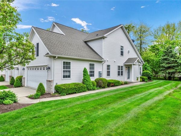 772 Wildberry Circle, Avon Lake, OH 44012