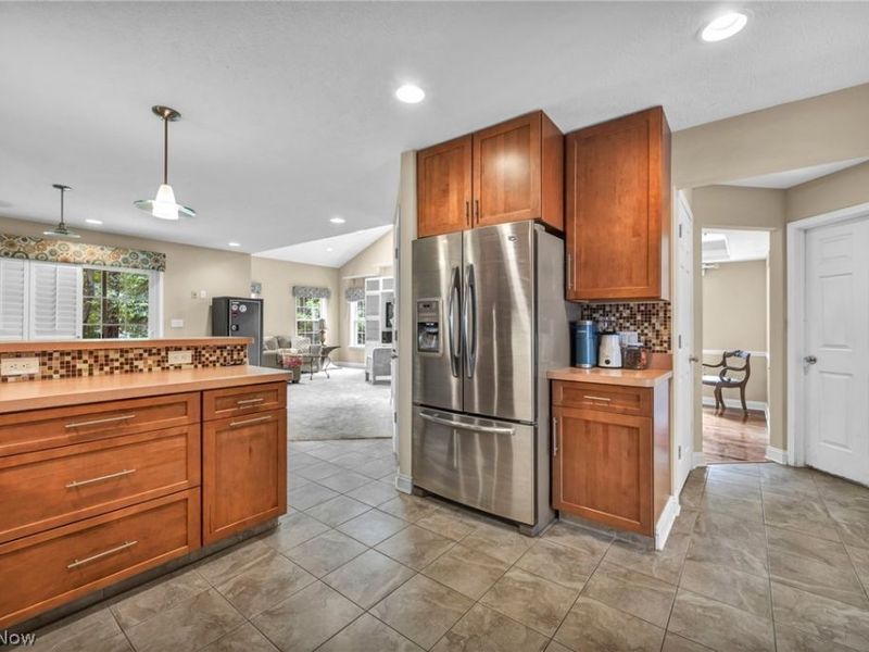 772 Wildberry Circle, Avon Lake, OH 44012 Photo 14