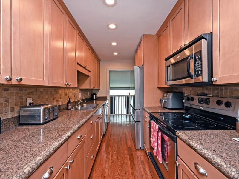 7010 Wooster, Cincinnati, OH 45227 Photo 10