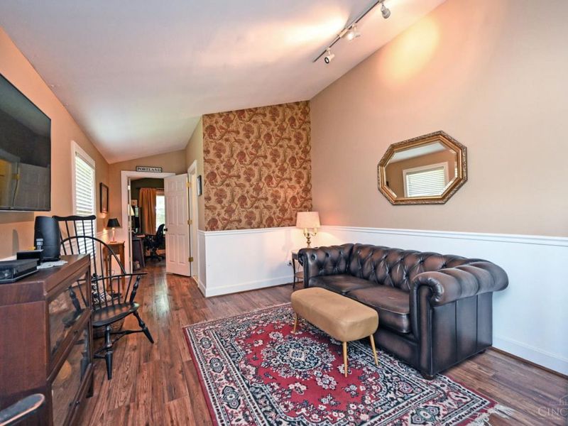 7010 Wooster, Cincinnati, OH 45227 Photo 12