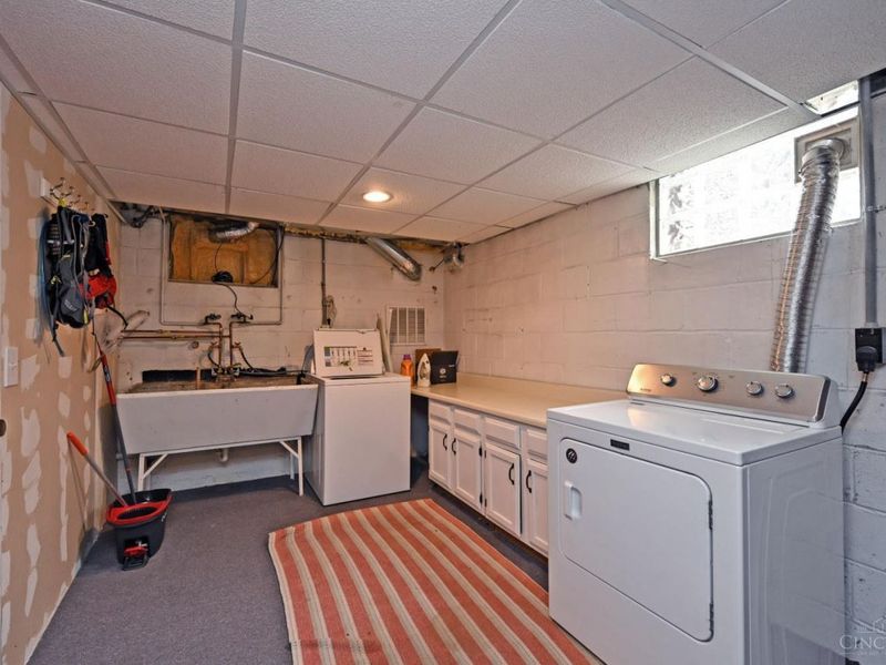 7010 Wooster, Cincinnati, OH 45227 Photo 29