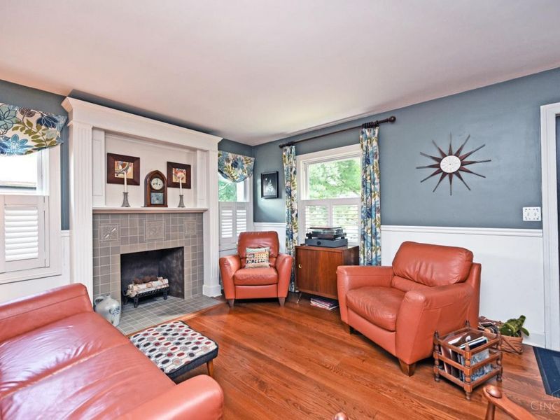 7010 Wooster, Cincinnati, OH 45227 Photo 3