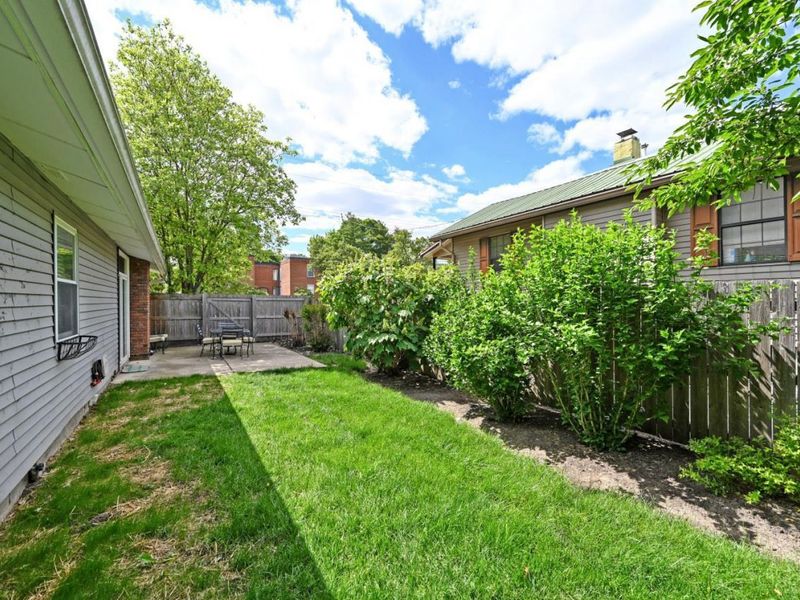 7010 Wooster, Cincinnati, OH 45227 Photo 32