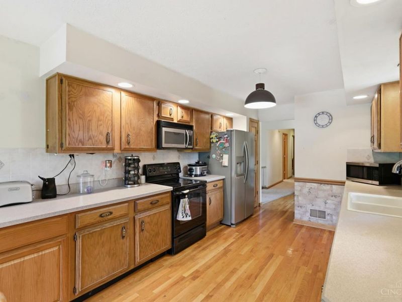 6377 Ironwood Drive, Miami Twp, OH 45140 Photo 11
