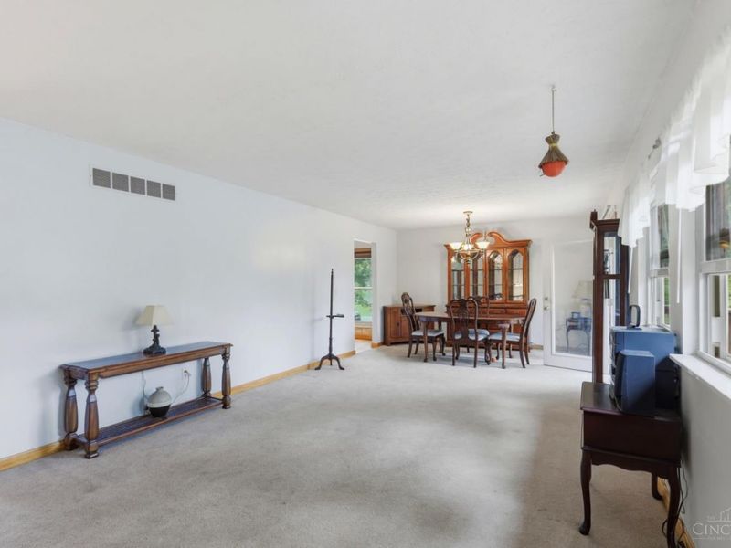 6377 Ironwood Drive, Miami Twp, OH 45140 Photo 7