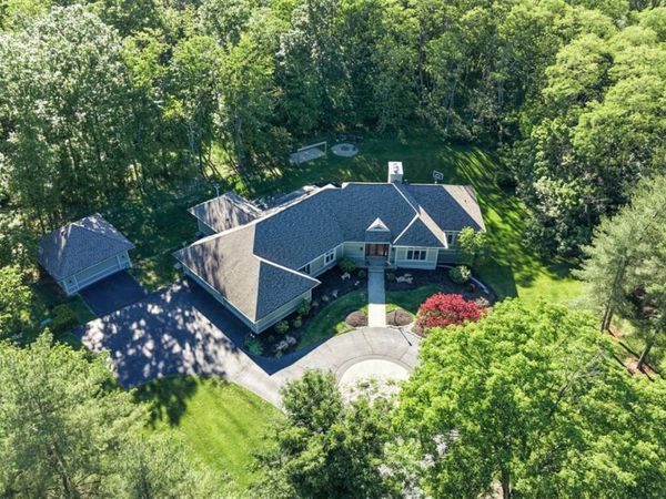 10375 Carriage Trail, Cincinnati, OH 45242