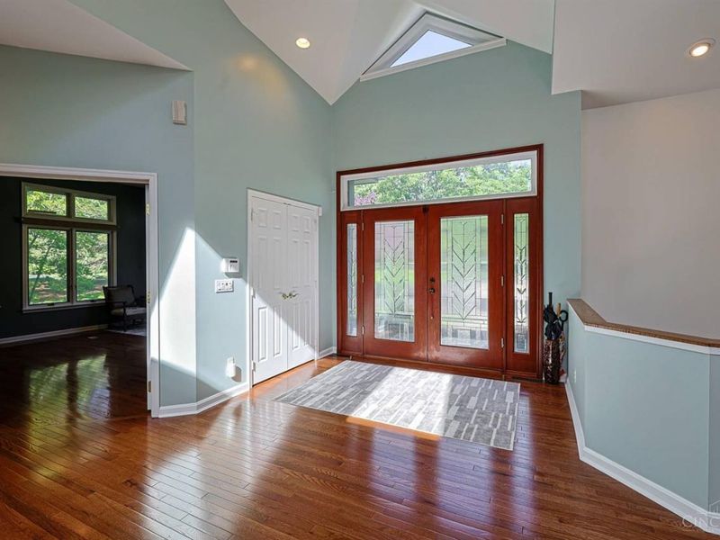 10375 Carriage Trail, Cincinnati, OH 45242 Photo 8
