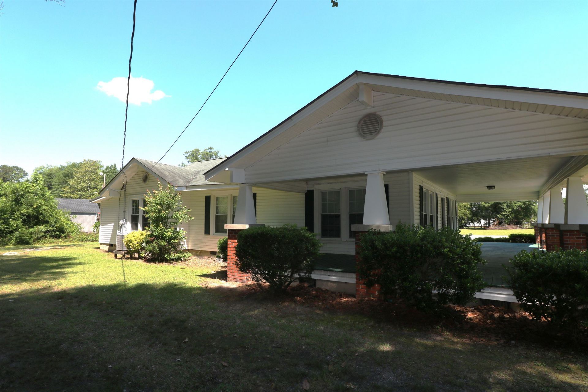 302 S Main St. Photo 24