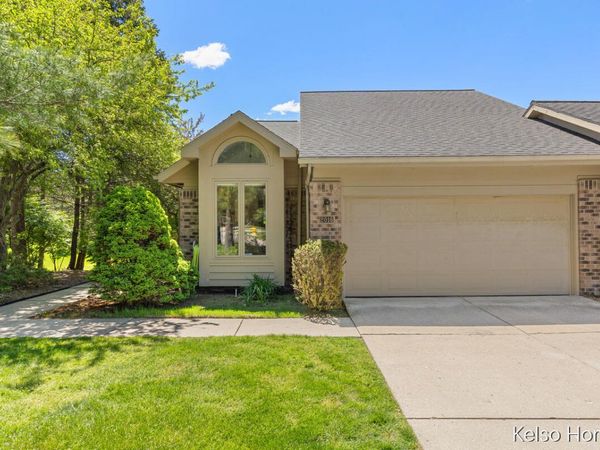 2016 Tall Meadow Street NE, Grand Rapids, MI 49505