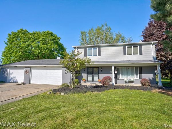 1490 Dyemeadow Lane, Flint Twp, MI 48532