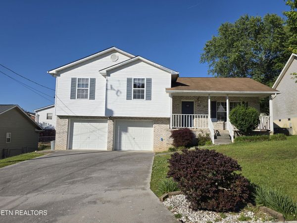 8912 Heathercrest Drive, Powell, TN 37849