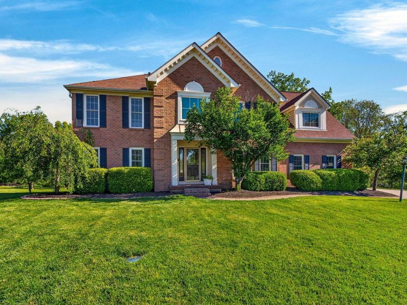 230 Cavenaugh Court, Powell, OH 43065 Photo 2