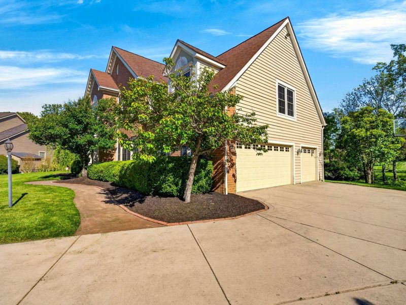 230 Cavenaugh Court, Powell, OH 43065 Photo 8