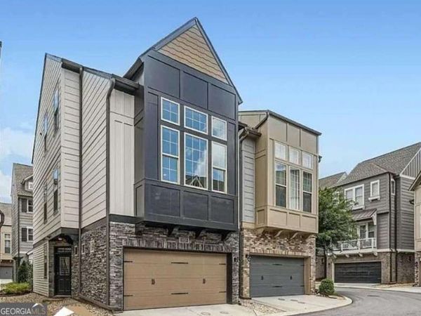 1058 KIRKLAND Circle, Smyrna, GA 30080