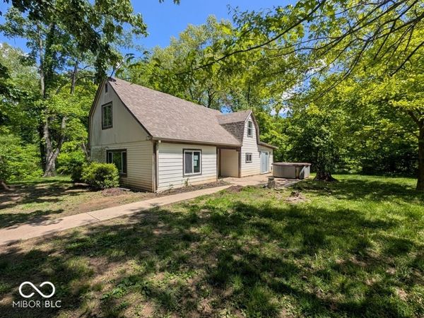 925 Pumpkinvine Hill Road , Martinsville, IN 46151