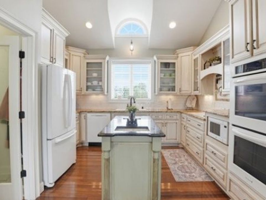 Property Image 16