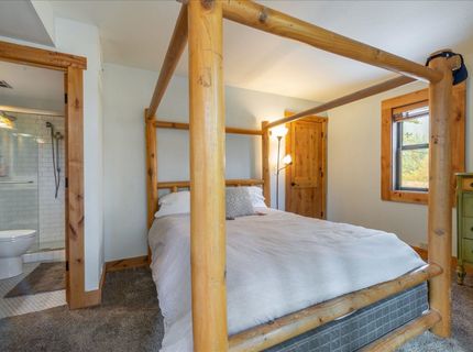 3009 Silver Strike, Truckee, CA 96161 Photo