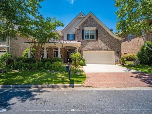 415 Wembley Circle , Atlanta, GA 30328