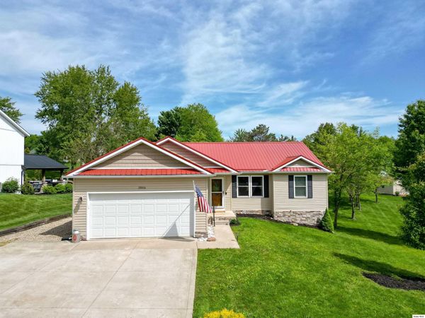 3806 Apple Valley Drive, Howard, OH 43028
