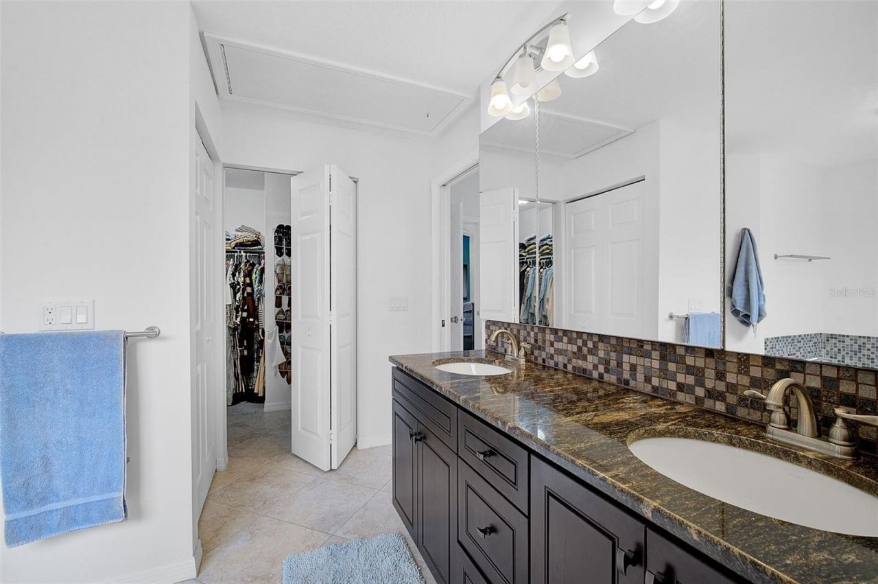 6660 Schooner Bay Circle, Unit 6660, Sarasota, FL 34231 Photo