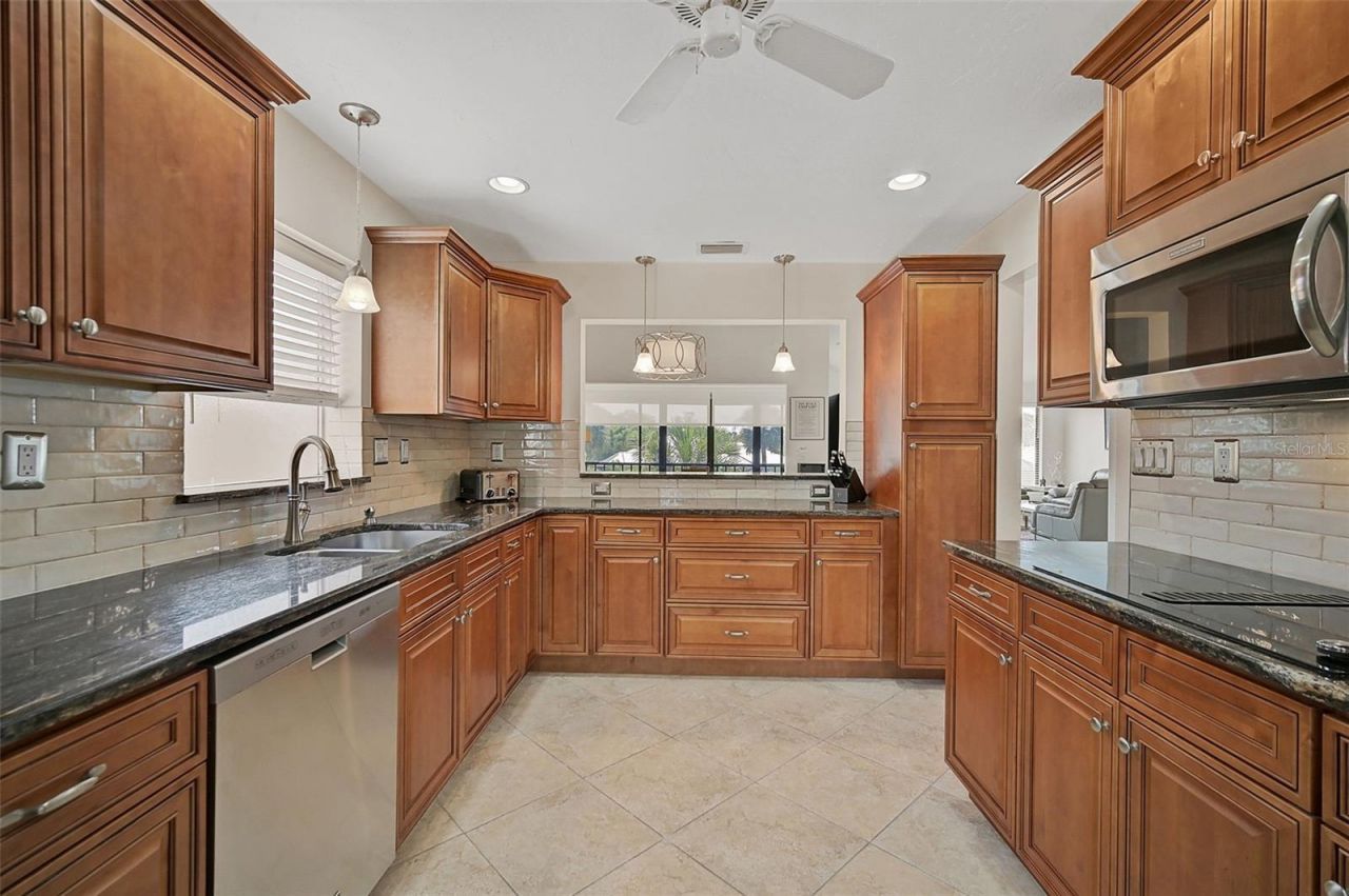 6660 Schooner Bay Circle, Unit 6660, Sarasota, FL 34231 Photo