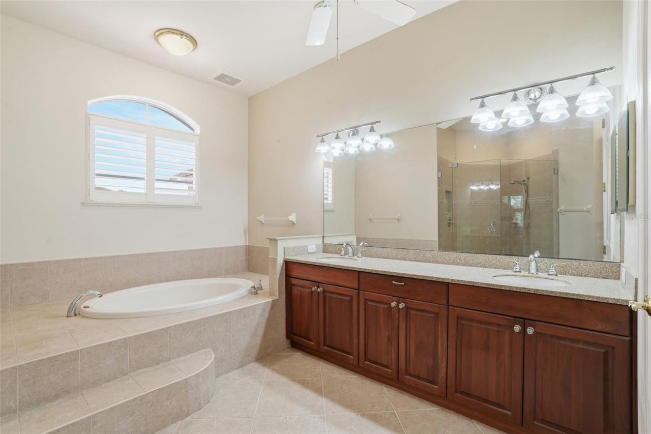 5957 Tarpon Gardens Circle, Unit 202, Cape Coral, FL 33914 Photo
