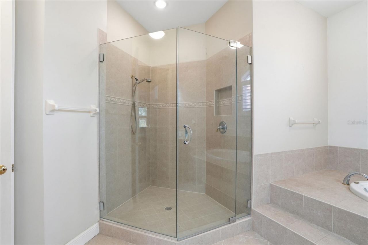 5957 Tarpon Gardens Circle, Unit 202, Cape Coral, FL 33914 Photo