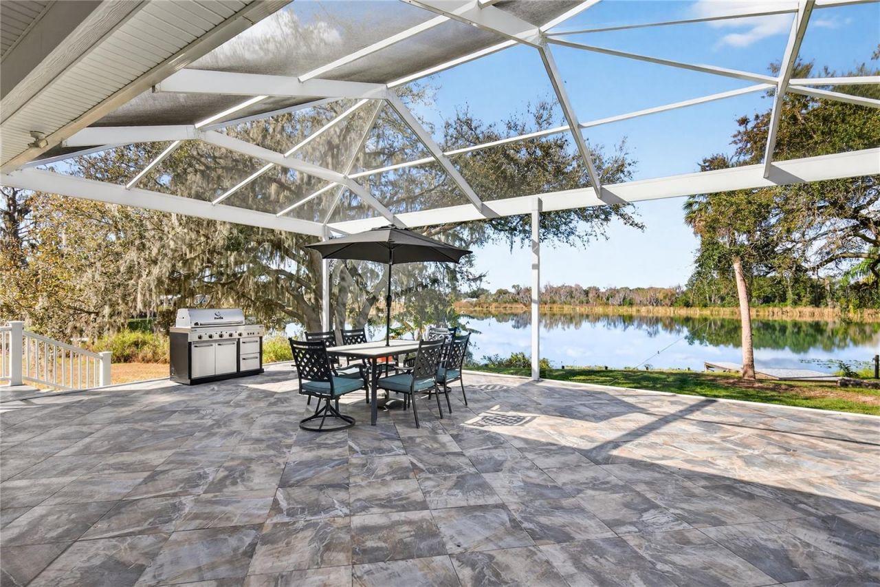 260 S Central Avenue , Umatilla, FL 32784 Photo