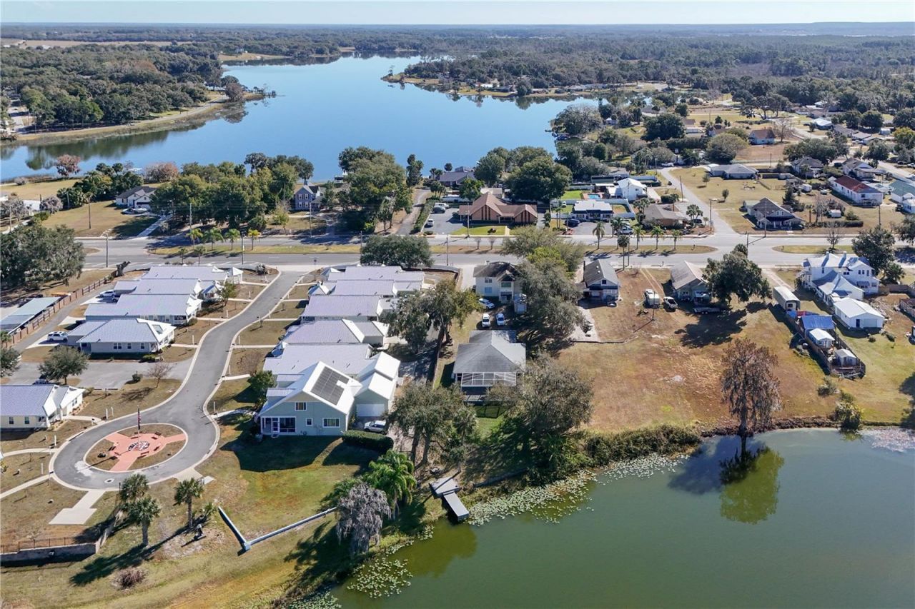 260 S Central Avenue , Umatilla, FL 32784 Photo