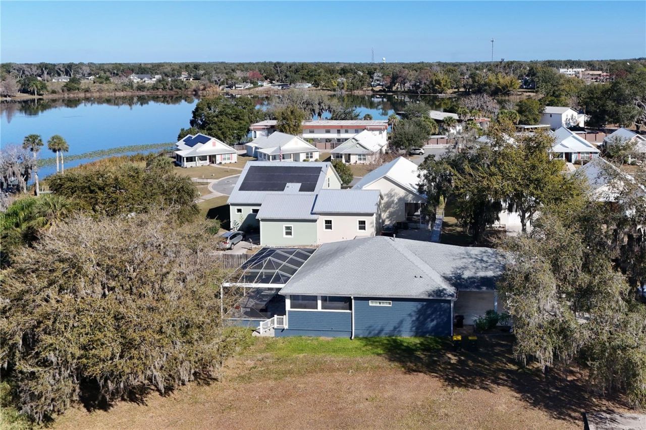 260 S Central Avenue , Umatilla, FL 32784 Photo