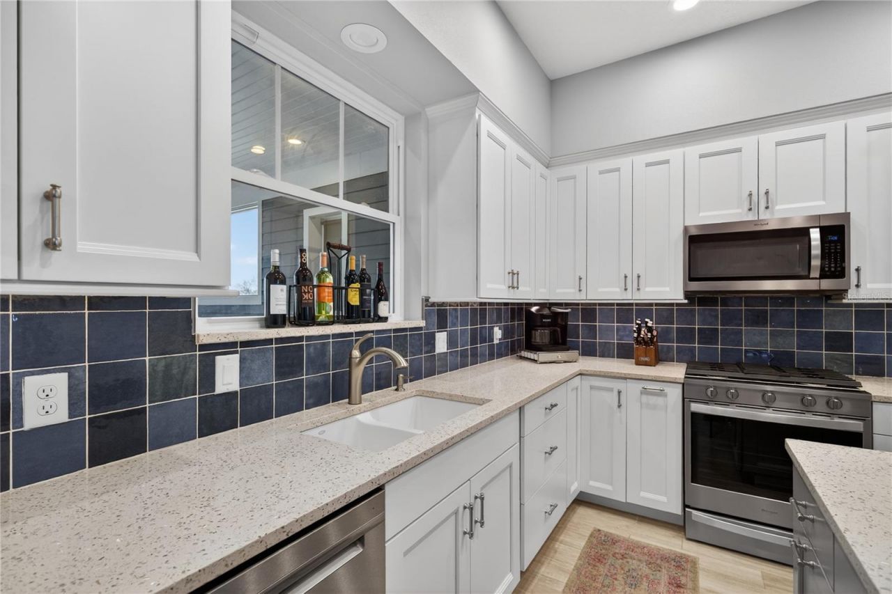260 S Central Avenue , Umatilla, FL 32784 Photo