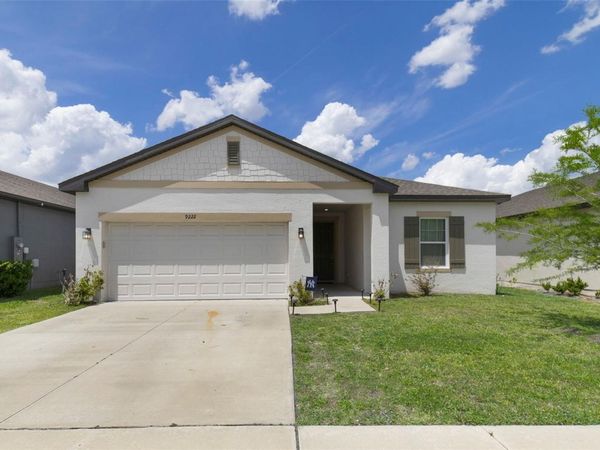 9222 WAVERLY WALK DRIVE , ORLANDO, FL 32817
