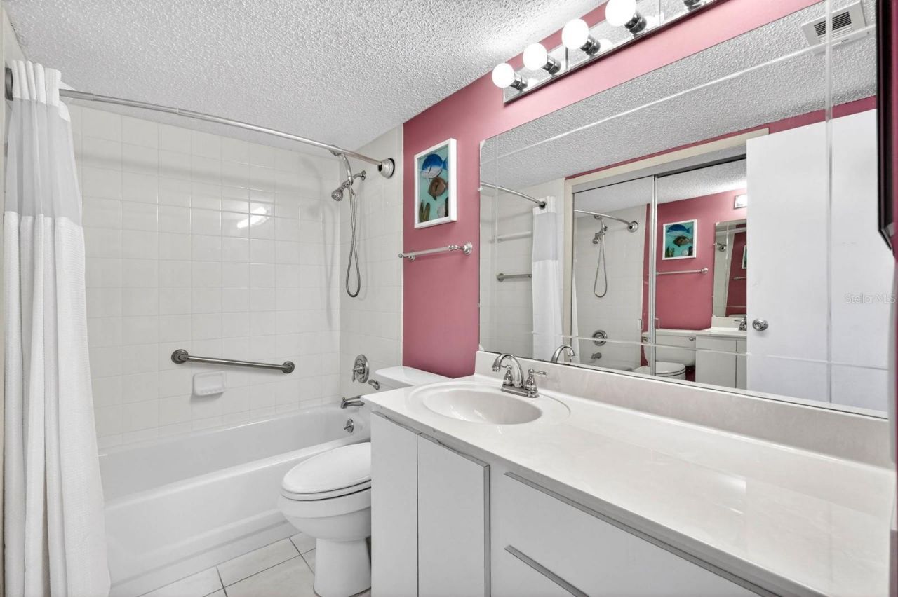 935 N Halifax Avenue, Unit 1106, Daytona Beach, FL 32118 Photo