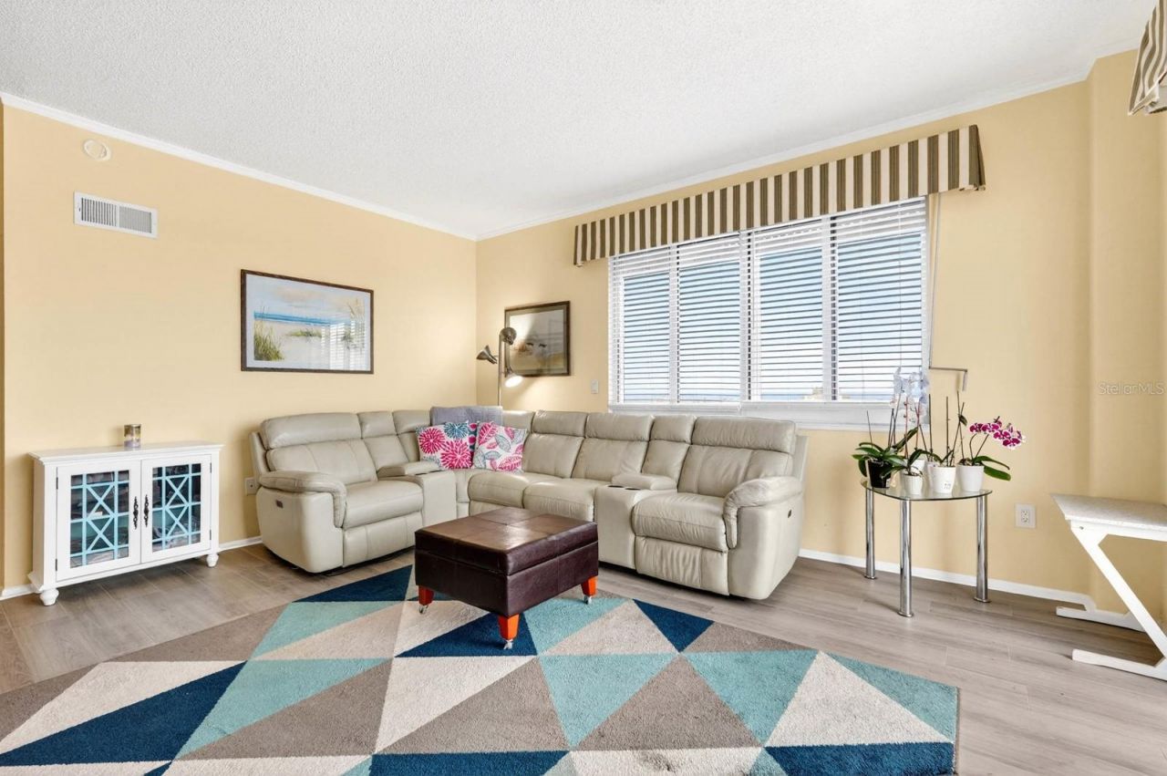 935 N Halifax Avenue, Unit 1106, Daytona Beach, FL 32118 Photo