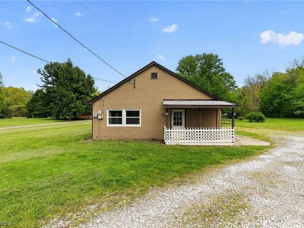 12501 Station Road , Columbia Station, OH 44028