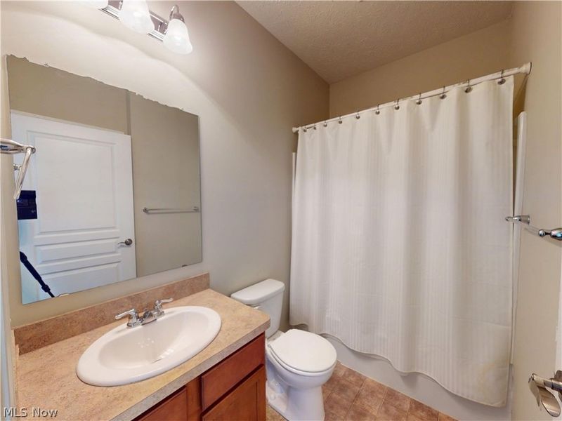7986 Heatherglen Drive, Mentor, OH 44060 Photo 24