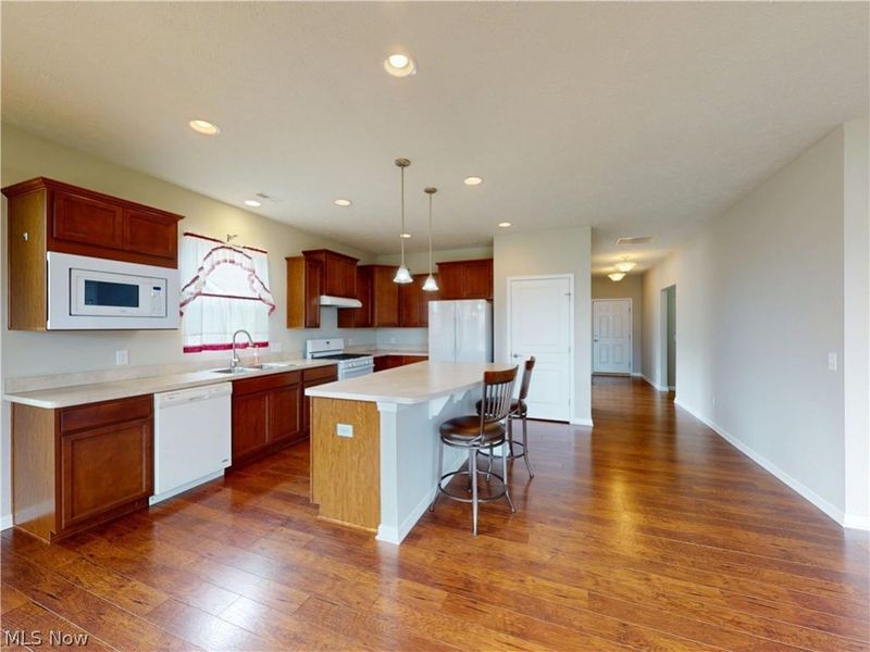 7986 Heatherglen Drive, Mentor, OH 44060 Photo 5