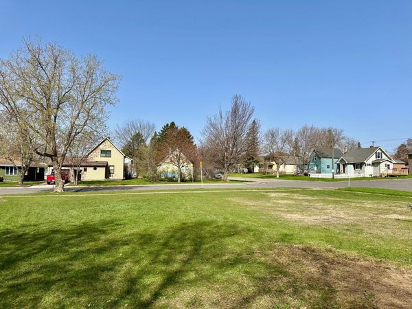 415 W 2nd Avenue , Keewatin, MN 55753