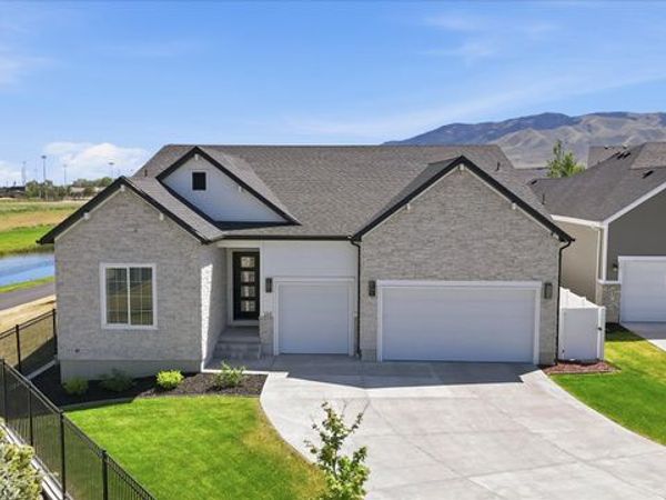293 E POLARIS DR, Unit 101, Saratoga Springs, UT 84045