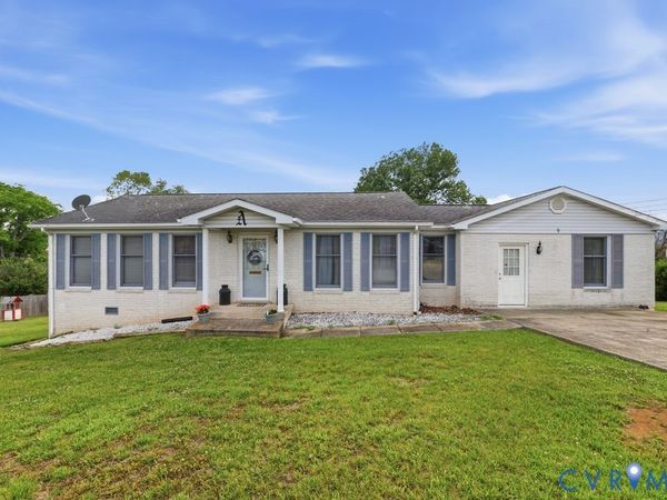 9 Hilldale Drive , Luray, VA 22835