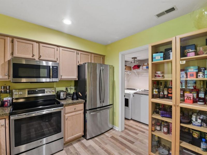 1123 Wittshire Lane, Unit 131, Cincinnati, OH 45255 Photo 12