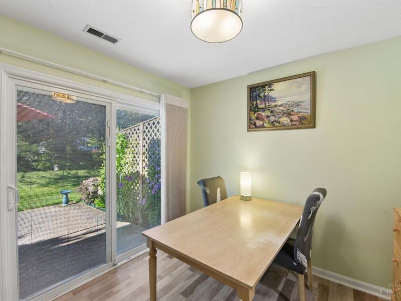 1123 Wittshire Lane, Unit 131, Cincinnati, OH 45255 Photo 7