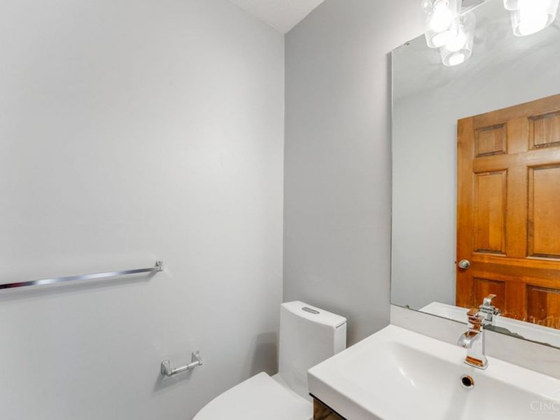 1813 Tuxworth Avenue, Unit 1 (9), Cincinnati, OH 45238 Photo 10