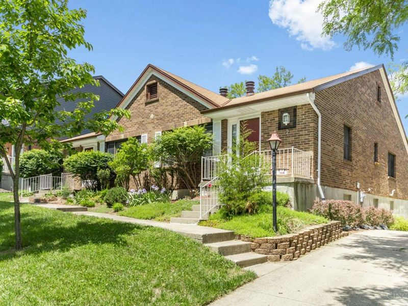 1813 Tuxworth Avenue, Unit 1 (9), Cincinnati, OH 45238 Photo 2
